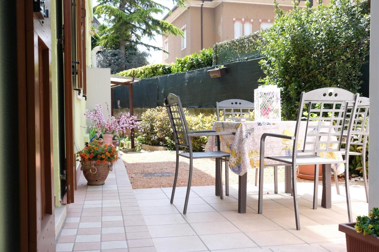 La Casa Dei Nonni Sul Garda Otel Peschiera del Garda Dış mekan fotoğraf