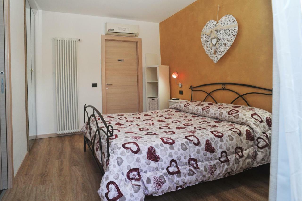 La Casa Dei Nonni Sul Garda Otel Peschiera del Garda Dış mekan fotoğraf